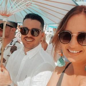 Meet your Posher, Megon